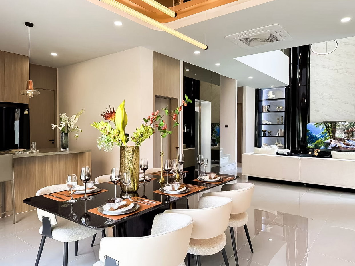 รูป Luxury 6Bedroom Pool Villa for Sale Near Jomtien Beach - รูปที่ 5/9