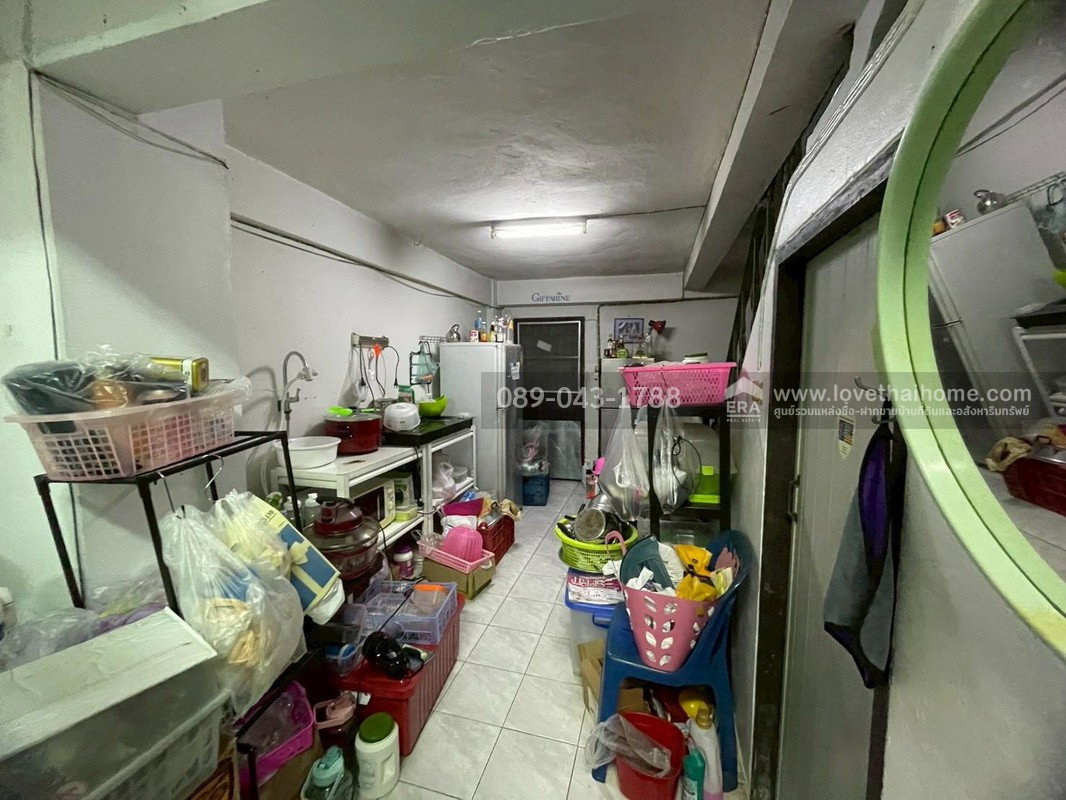 รูป ขายตึกแถว 4.5 ชั้น ซอยนราธิวาสราชนครินทร์30 แยก4 พื้นที่ 17.5 ตารางวา ขาย 4.2 ล้านบาท ใกล้ BTS เซนต์หลุยส์ เพียง 4.6 กม. - รูปที่ 8/12