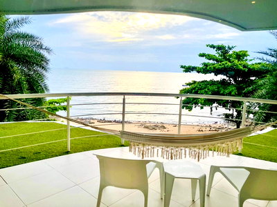 ขายคอนโด : 2 Bedroom Sea View for Sale at Pure Sunset Na Jomtien Pattaya