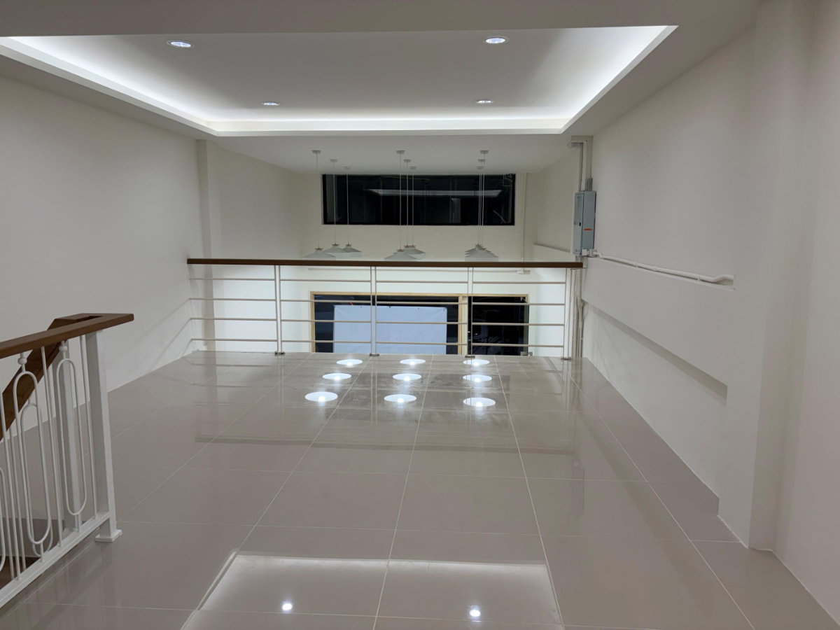 รูป ขาย อาคารพาณิชย์ใจกลางหัวหิน ติดถนนเพชรเกษม 14 ตร.วา หัวหิน ประจวบคีรีขันธ์ 12M - รูปที่ 5/10