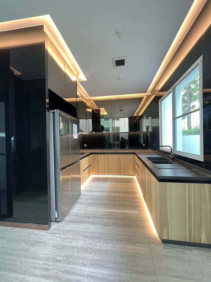 รูป บ้านหรูพร้อมสระว่ายน้ำส่วนตัว เอกมัย-รามอินทรา ** NO CO-AGENT ** - รูปที่ 9/44