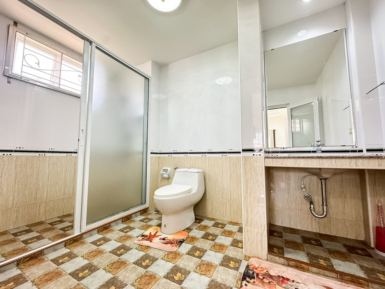 picture House for Sale in Siam Country Club East Pattaya 3 Bedroom - 13/17