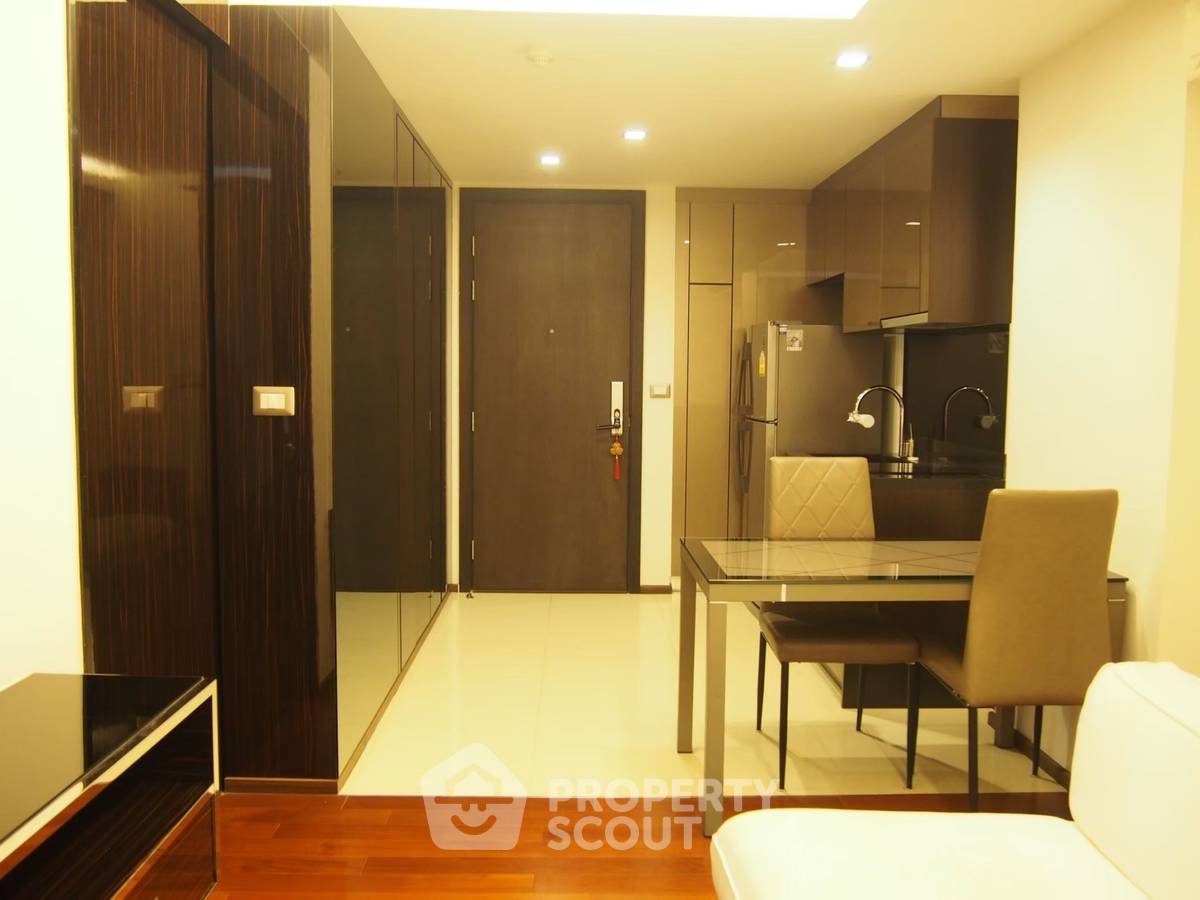 รูป คอนโด 1-ห้องนอน ที่ ดิ แอดเดรส สุขุมวิท 61 ใกล้ BTS เอกมัย (ID 1743810) - รูปที่ 2/9