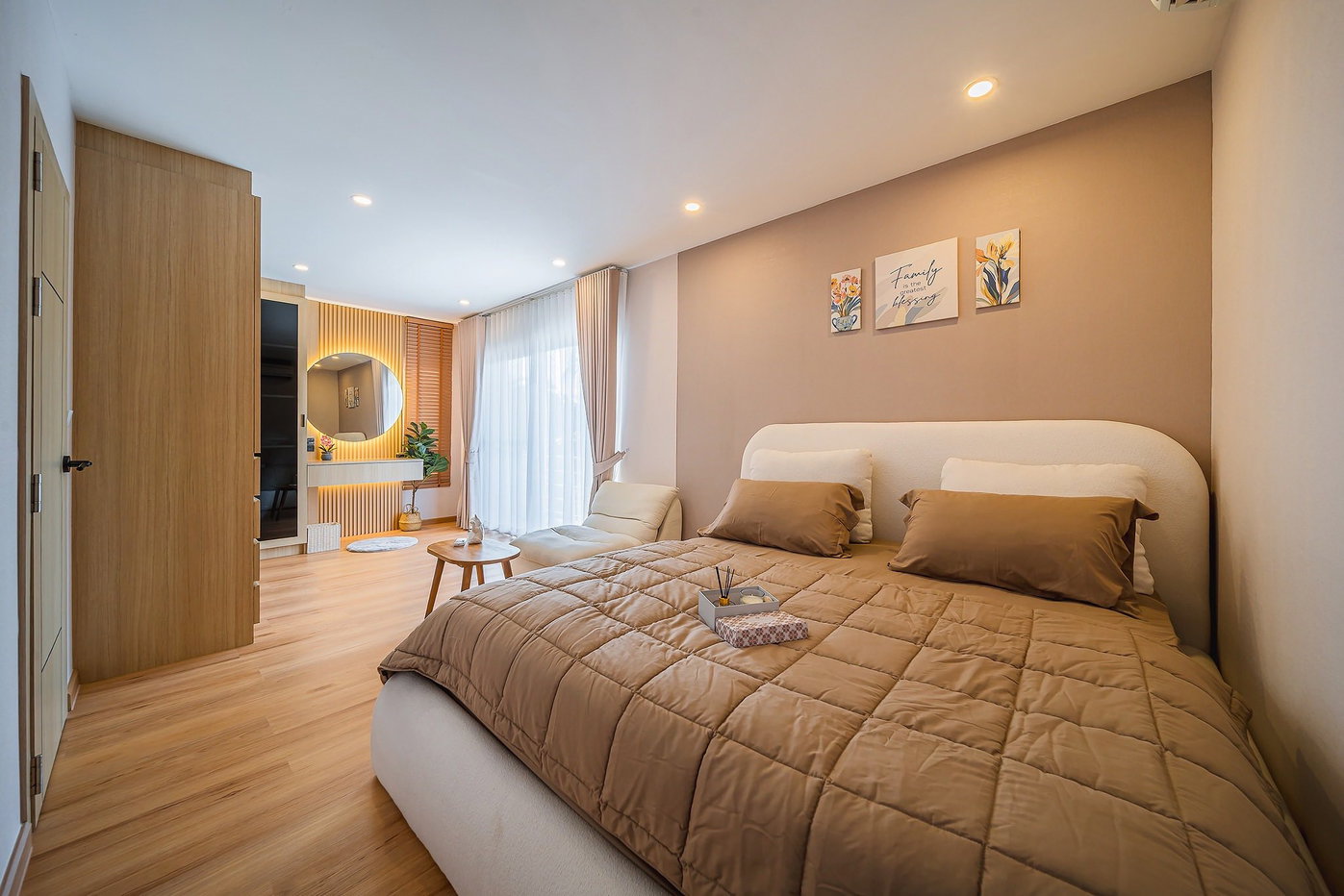 รูป Chaiyapruek Jomtien Pool Villa for Sale 3BR Minimal Cozy Style - รูปที่ 8/16