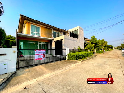 Houses for sale CGH Hospital Sai Mai : Mantana Lake Watcharapol (Sukhaphiban 5) or Sai Mai 56 Road.