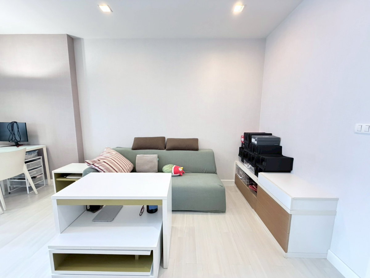 รูป ขายด่วน ‼️ 4.8 ล้านบาท..  คอนโด เดอะรูม รัชดา-ลาดพร้าว 🏡 - รูปที่ 1/11