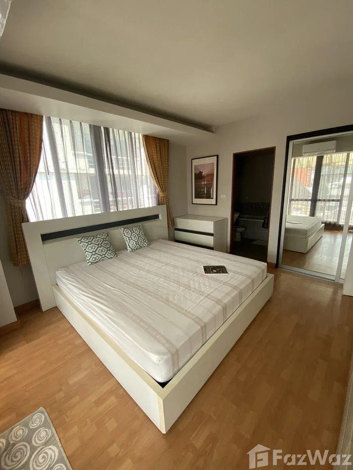 picture 2 beds 2 baths 1960248 - 9/11