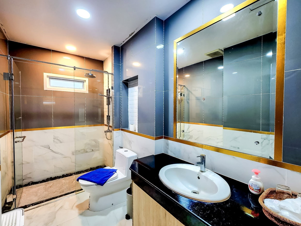 รูป East Pattaya Pool Villa for Sale 3 Bedroom Large Private Pool - รูปที่ 12/16