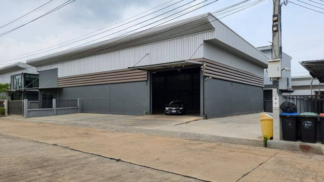 รูป HR3396ขายหรือเช่าโรงงานพร้อมออฟฟิศ 2 ชั้น – ทำเลบางบ่อ (ซอยคิงคอง) พื้นที่พร้อมใช้งาน ฟังก์ชันครบ มีพื้นที่ว่างด้านข้างเยอะ เดินทางสะดวก - รูปที่ 1/11