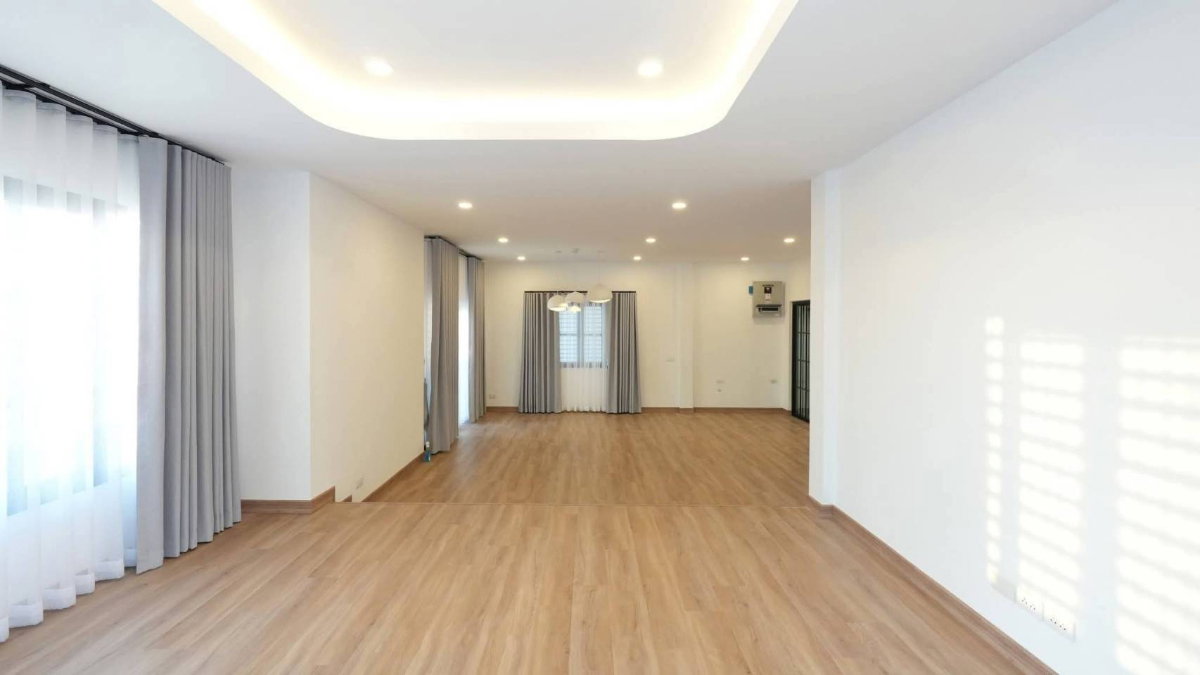 รูป บ้านเดี่ยวหลังใหญ่ หมู่บ้านมัณฑนา รังสิตคลอง 2 ต.ประชาธิปัตย์ อ.ธัญบุรี ปทุมธานี ถนนรังสิต-นครนายก หลังมุมต้นโครงการ แต่งสวย - รูปที่ 7/22