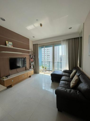 For Rent Spacious 2 Bedroom Unit at Q Langsuan