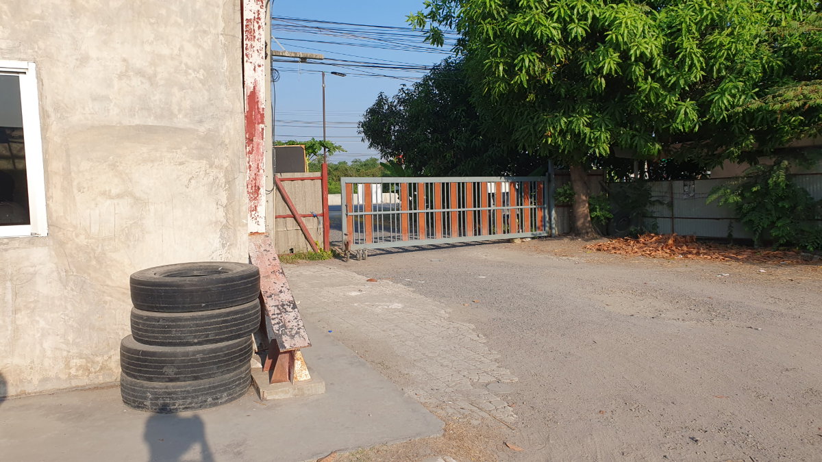 picture Good luck lucky to rent.    Good  - 2/5