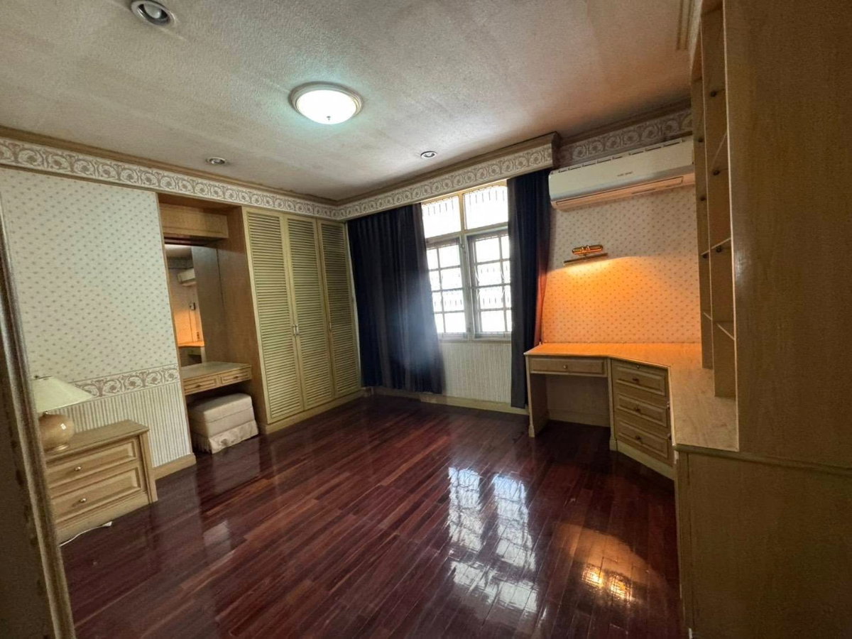 รูป ขายบ้านอารีย์สัมพันธ์ แปลงมุม 75 ตร.ว พร้อมอยู่ - รูปที่ 2/14