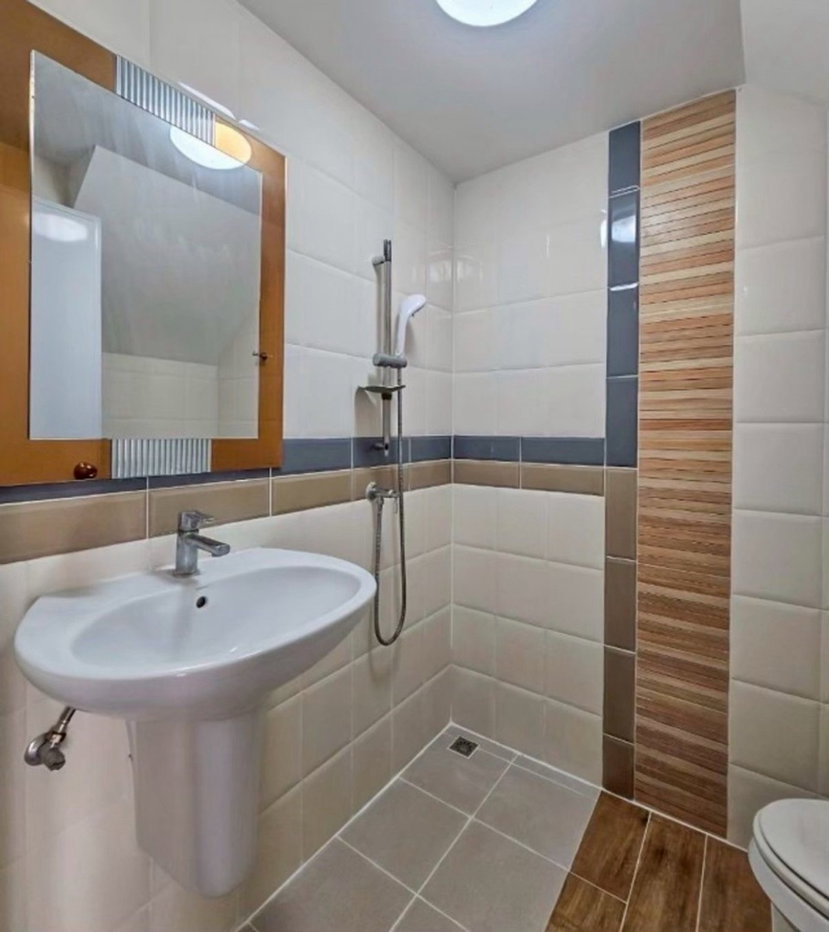 รูป ให้เช่า ทาวน์โฮม หลังมุม  มีห้องชั้น 1  ใกล้ทางด่วน , MRTแยกติวานนท์  - รูปที่ 9/10