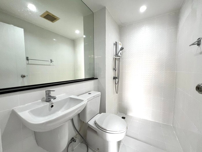 รูป ⭐⭐[เช่า] The Tree Interchange 1Bed 36 ตรม.ชั้น 21 ตึก B แต่งครบ พร้อมอยู่!! ใกล้ SCG บางซื่อ⭐⭐สอบถาม LINE ID: @atfirm📲 - รูปที่ 13/17