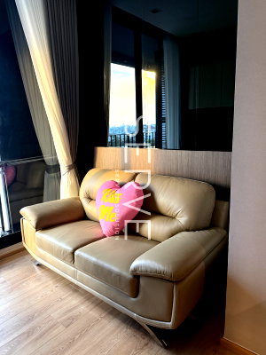 Condos for rent : 1 Bed Large Room City View Fully Furnished Good Location Close to  BTS Ari station 220 m.  @   Noble Around Ari 