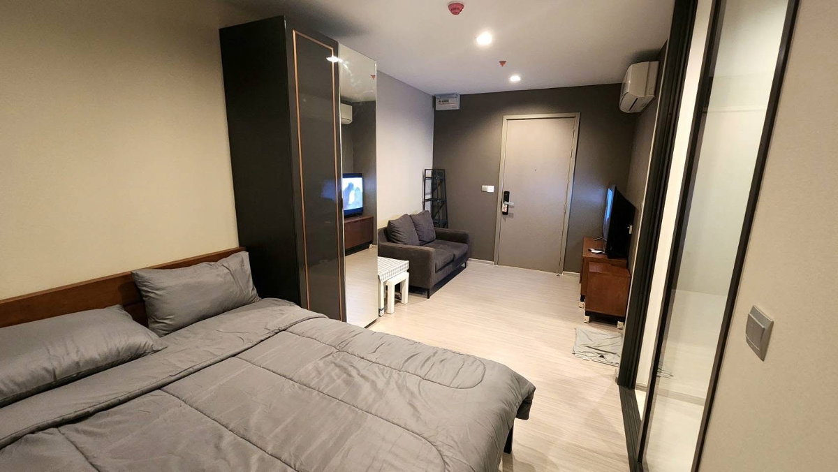 รูป ปล่อยเช่า 🌆 Life Asoke Hype – Rama 9 ห้องสูง วิวดี ใกล้โซน New CBD เดินทางสะดวก 🛋 เครื่องใช้ไฟฟ้าครบ พร้อมเข้าอยู่ ฟรีส่วนกลาง 🔑 - รูปที่ 3/7