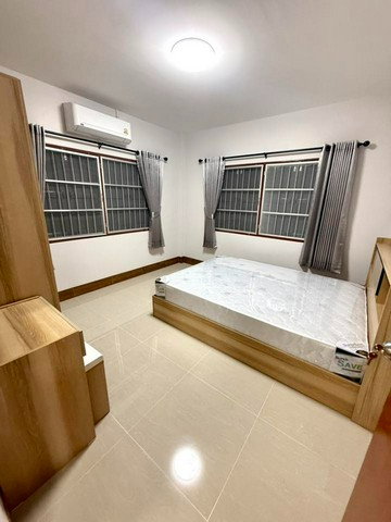 รูป HR3393FOR RENT] บ้านเดี่ยวรีโนเวทใหม่มือ 1 ทั้งหลัง – โกสุมรวมใจ 5 ทำเลเด่น: เพียง 350 เมตร ถึง Harrow International School | ใกล้สนามบินดอนเมือง - รูปที่ 21/43