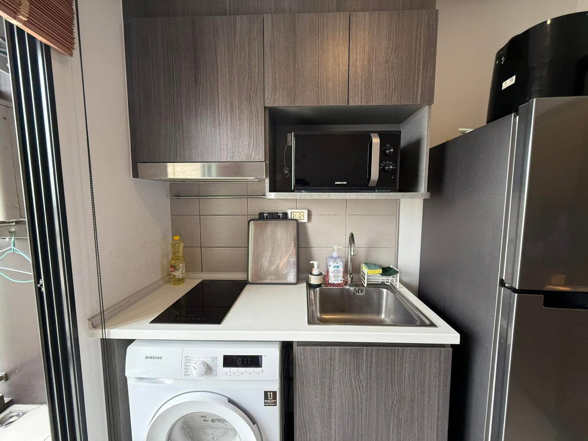 picture Corner Unit High Floor | Pool View | Walk to BTS Udomsuk - 7/10
