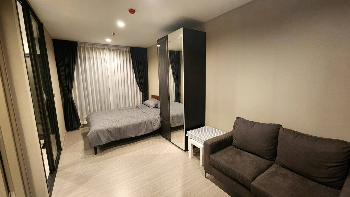 รูป ปล่อยเช่า 🌆 Life Asoke Hype – Rama 9 ห้องสูง วิวดี ใกล้โซน New CBD เดินทางสะดวก 🛋 เครื่องใช้ไฟฟ้าครบ พร้อมเข้าอยู่ ฟรีส่วนกลาง 🔑 - รูปที่ 4/7