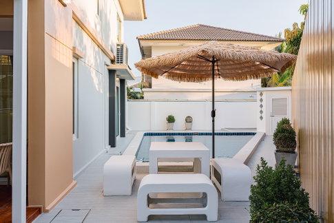 Chaiyapruek Jomtien Pool Villa for Sale 3BR Minimal Cozy Style