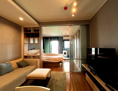 คอนโดให้เช่า : ให้เช่าคอนโด ยู ดีไลท์ เรสซิเดนซ์ ริเวอร์ฟรอนท์ พระราม 3 อาคาร 1 ชั้น 21 1 ห้องนอน ขนาด 34 ตรม ใกล้ Bangkok Square