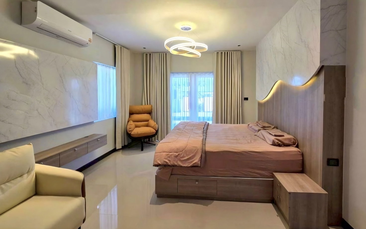 รูป 5 Bedroom Pool Villa for Sale East Pattaya - รูปที่ 12/20