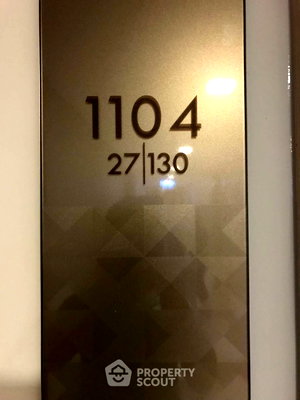 คอนโดให้เช่า : คอนโด 1-ห้องนอน ที่ ไฮด์ สุขุมวิท11 ใกล้ BTS นานา (ID 2812988)