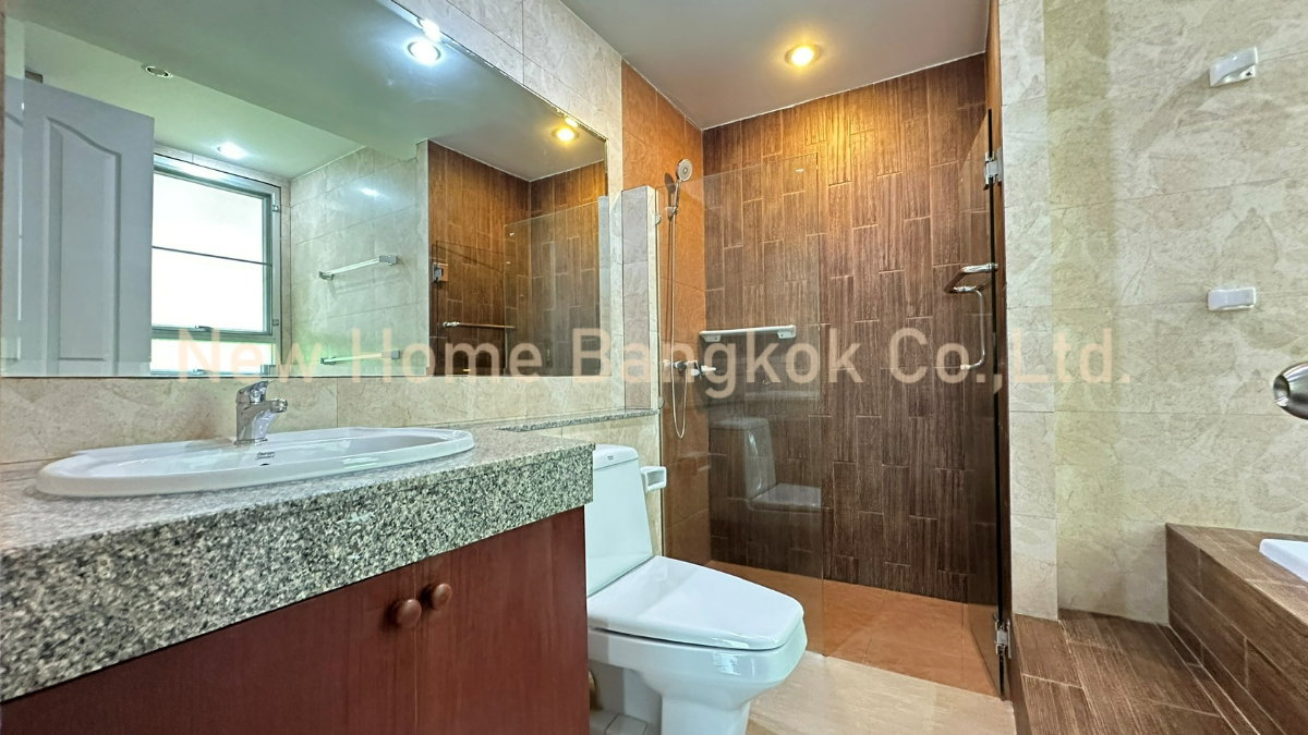 รูป ให้เช่าบ้านในโครงการส่วนตัว บ้าน 2 ชั้น 3 ห้องนอน ย่านนานา เลี้ยงสัตว์ได้ - รูปที่ 7/26