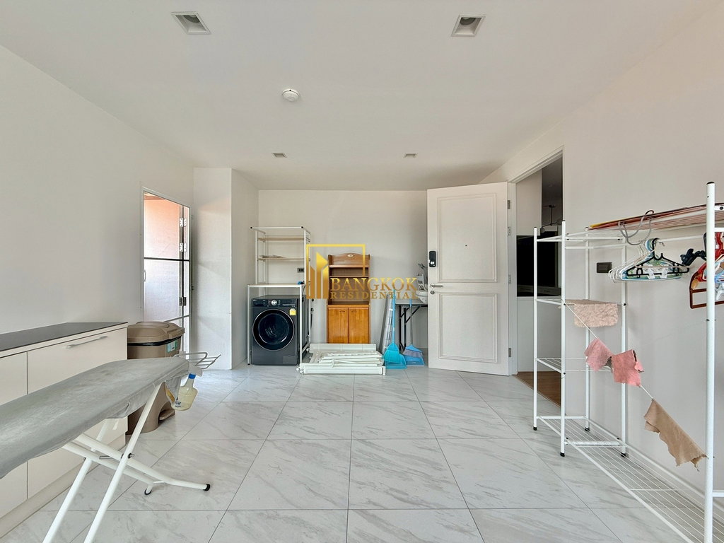 รูป Phatsana Gardens | Large 3 Bedroom Residence in Ekkamai - BR5954CD - รูปที่ 38/50