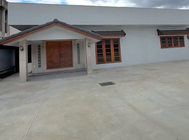 รูป ให้เช่าอาคารบ้านชั้นเดียว582ตรม. ซอยเรวดี ถ.ติวานนท์ ใกล้เดอะมอลล์งามวงศ์วาน - รูปที่ 1/8