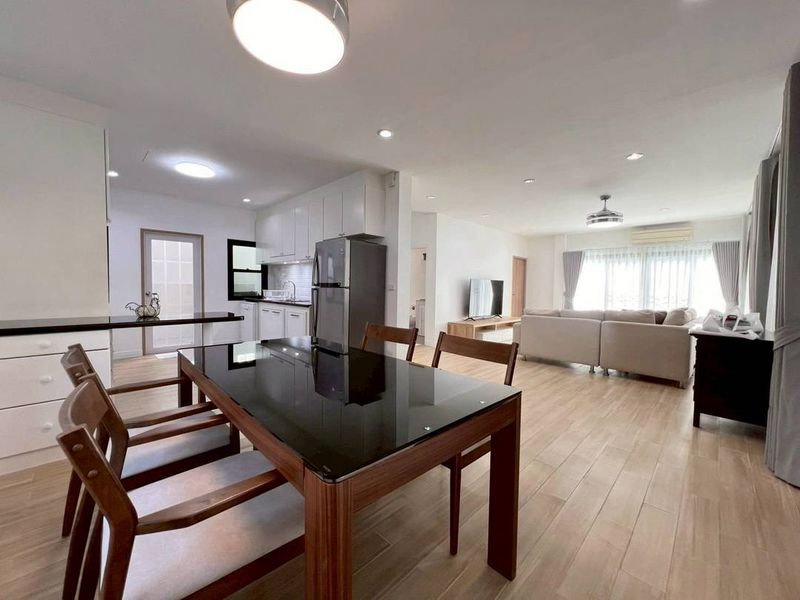 รูป ขายบ้านเดี่ยว หมู่บ้านหินวงนิเวศน์ นาจอมเทียน สัตหีบ ทำเลดี ใกล้ทะเล - รูปที่ 4/16