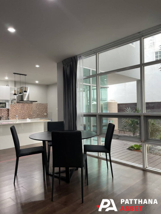 รูป บ้านเดี่ยว 3ชั้น 3ห้องนอน ให้เช่า ทำเลทองหล่อ สุขุมวิท49 ใกล้สมิติเวช เหมาะทั้งอยู่เองและ Home Office - รูปที่ 22/25