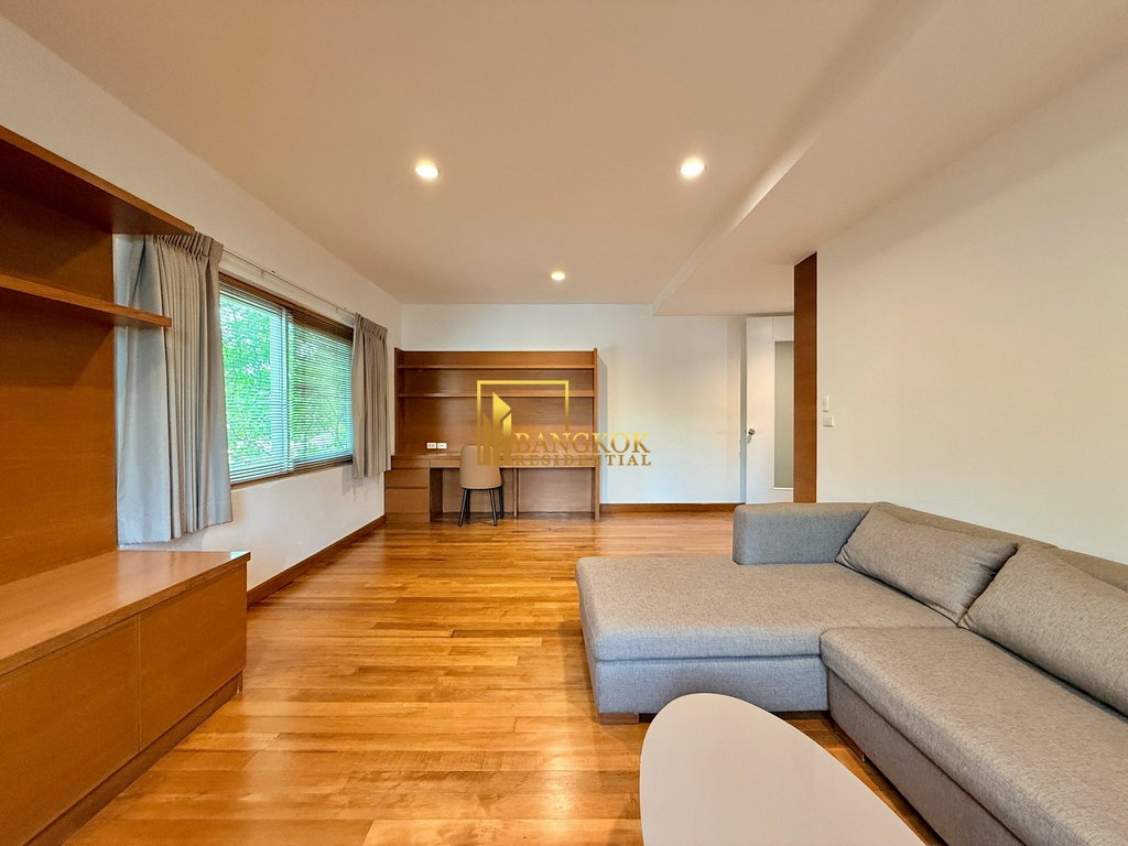 รูป Very Spacious 4 Bedroom House For Rent in Ekkamai Area - BR8448SH - รูปที่ 15/39