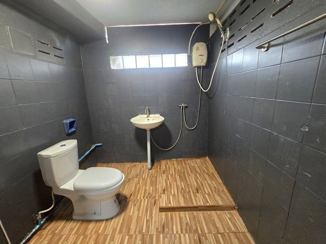 รูป ให้เช่าบ้านเดี่ยวชั้นเดียว รีโนเวทใหม่ อยู่ตำบลบางปลา อำเภอบางเลน นครปฐม - รูปที่ 8/8