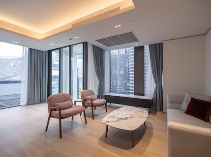 รูปภาพ +++เช่าด่วน+++ Tonson One Residence**2 ห้องนอน 117.5 ตร.ม. ชั้น 12 แต่งครบพร้อมอยู่!!