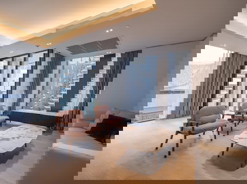 +++Rent Now+++ Tonson One Residence** 2 Bedrooms, 117.5 sq.m., 12th Floor, Fully Furnished and Ready to Move In!!