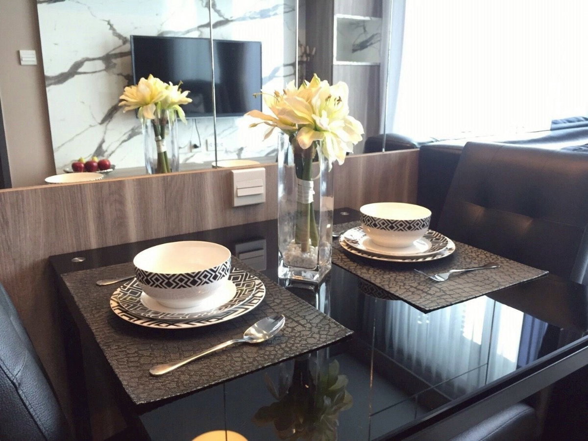 รูป Edge Sukhumvit 23 (เอดจ์ สุขุมวิท 23) (1bed1bath 35sqm) - รูปที่ 2/6