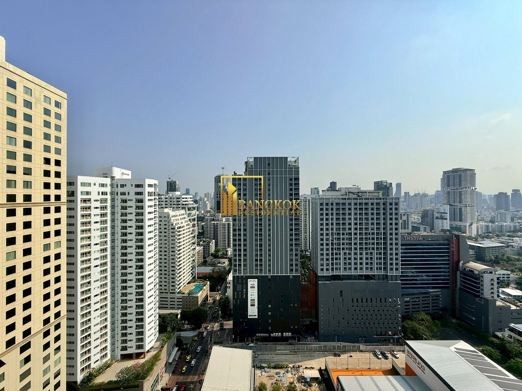 รูป Ideal 24 | Beautiful 3 Bedroom Luxury Condo in Phrom Phong - BR15898CD - รูปที่ 25/58