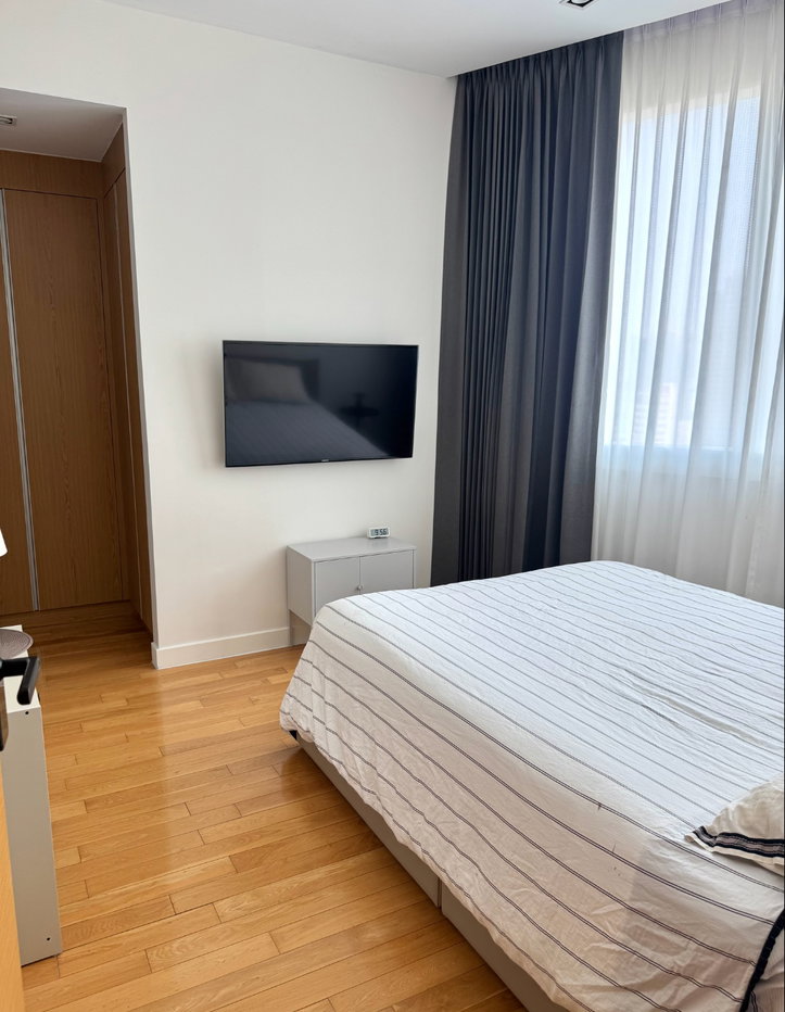 picture Millennium. 3beds 146sqm. Line id: @pfagent - 12/14