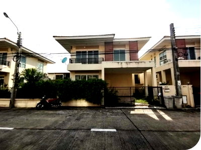 บ้านเดี่ยว โรงเรียนนานาชาติร่วมฤดี วิทยาเขตอนุบาล : BP00509 ขายบ้านแฝด หมู่บ้าน พัฒนาสิริ เดอะไพร์ด แขวง บางชัน เขต คลองสามวา จังหวัด กรุงเทพมหานคร