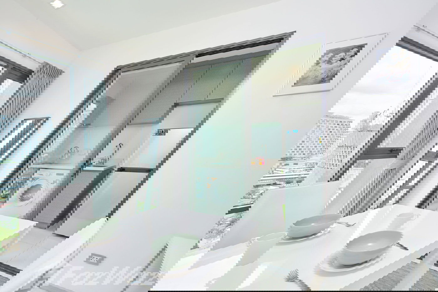 รูป คอนโดหรู 1 ห้องนอน พร้อมผู้เช่า ย่านทองหล่อ BTS 350ม 1705684 - รูปที่ 12/16