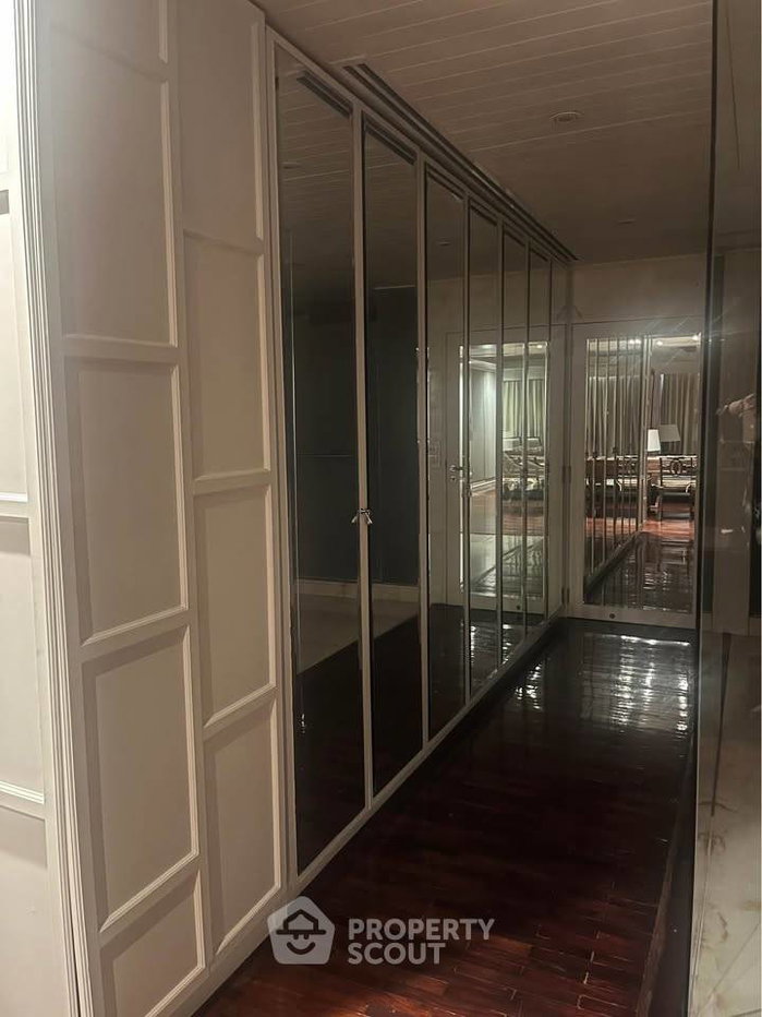 รูป คอนโด 2-ห้องนอน ที่ ณุศา สเตท ทาวเวอร์ คอนโดมิเนียม ใกล้ BTS สะพานตากสิน (ID 2816055) - รูปที่ 24/31