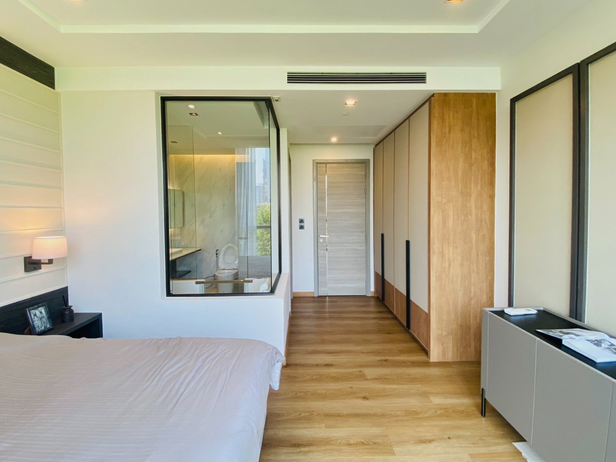 รูป Rare Unit! The Room สุขุมวิท 38 ใกล้ BTS ทองหล่อ, Modern Luxury Room ขนาด 79.62 ตรม. ,ห้องสวยมาก Fully furnished พร้อมเข้าอยู่ - รูปที่ 13/40