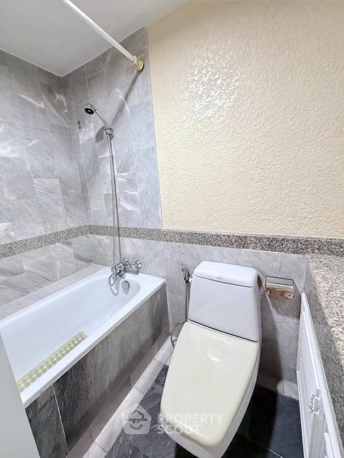 รูป คอนโด 2-ห้องนอน ที่ ลาส โคลินาส ใกล้ BTS อโศก (ID 2817887) - รูปที่ 10/11