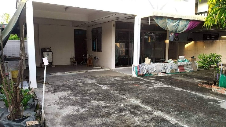 รูป ขายบ้านเดี่ยว 2 ชั้น หลังใหญ่ 77 ตร.ว. หลังตลาดสี่มุมเมือง
ราคา 4.2 ล้านบาท | 4 ห้องนอน 2 ห้องน้ำ | พื้นที่ใช้สอย 280 ตร.ม. | จอดรถ 6 คัน - รูปที่ 5/10