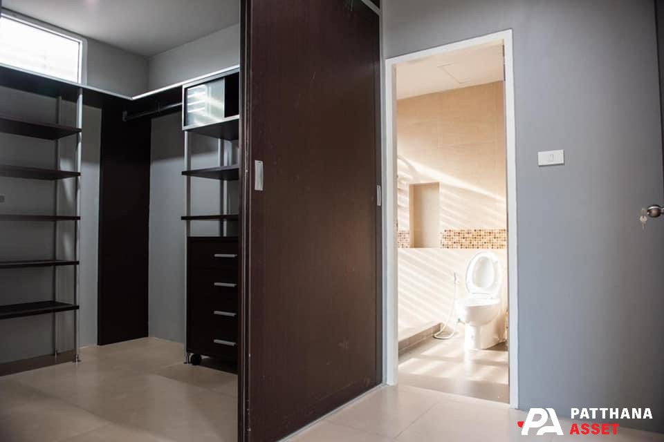 รูป บ้านเดี่ยว 3ชั้น 3ห้องนอน ให้เช่า ทำเลทองหล่อ สุขุมวิท49 ใกล้สมิติเวช เหมาะทั้งอยู่เองและ Home Office - รูปที่ 18/25