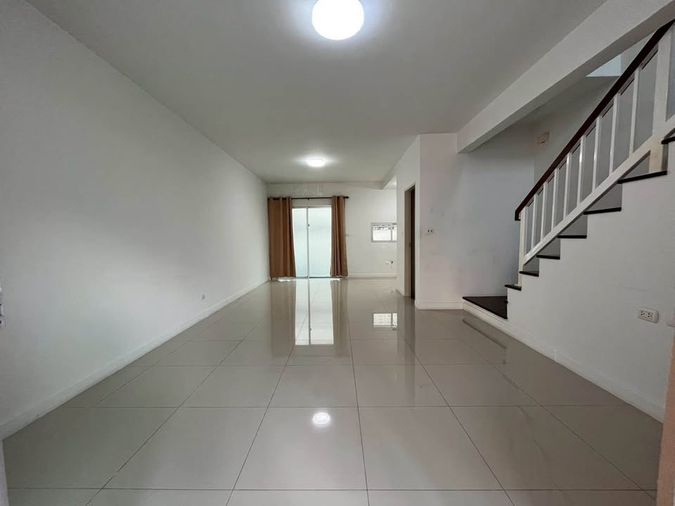 3-bed house for sale, 163 sqm, 18.8 sq wah, Townplus Prachauthit
