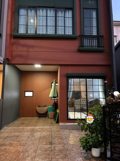 รูปภาพ ✨ ให้เช่าและปล่อยขาย ทาวน์โฮมหลังมุม โครงการ สิริเพลส บางนา–เทพารักษ์ 3 ห้องนอน 3 ห้องน้ำ ทำเลศักยภาพ ใกล้ Mega บางนา เดินทางสะดวก