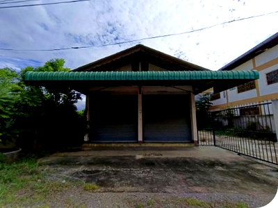 Factory for sale Chom Thong Provincial Waterworks Authority Chiang Mai  : FOR SALE  WAREHOUSE PROPERTY  8592000 BAHT.